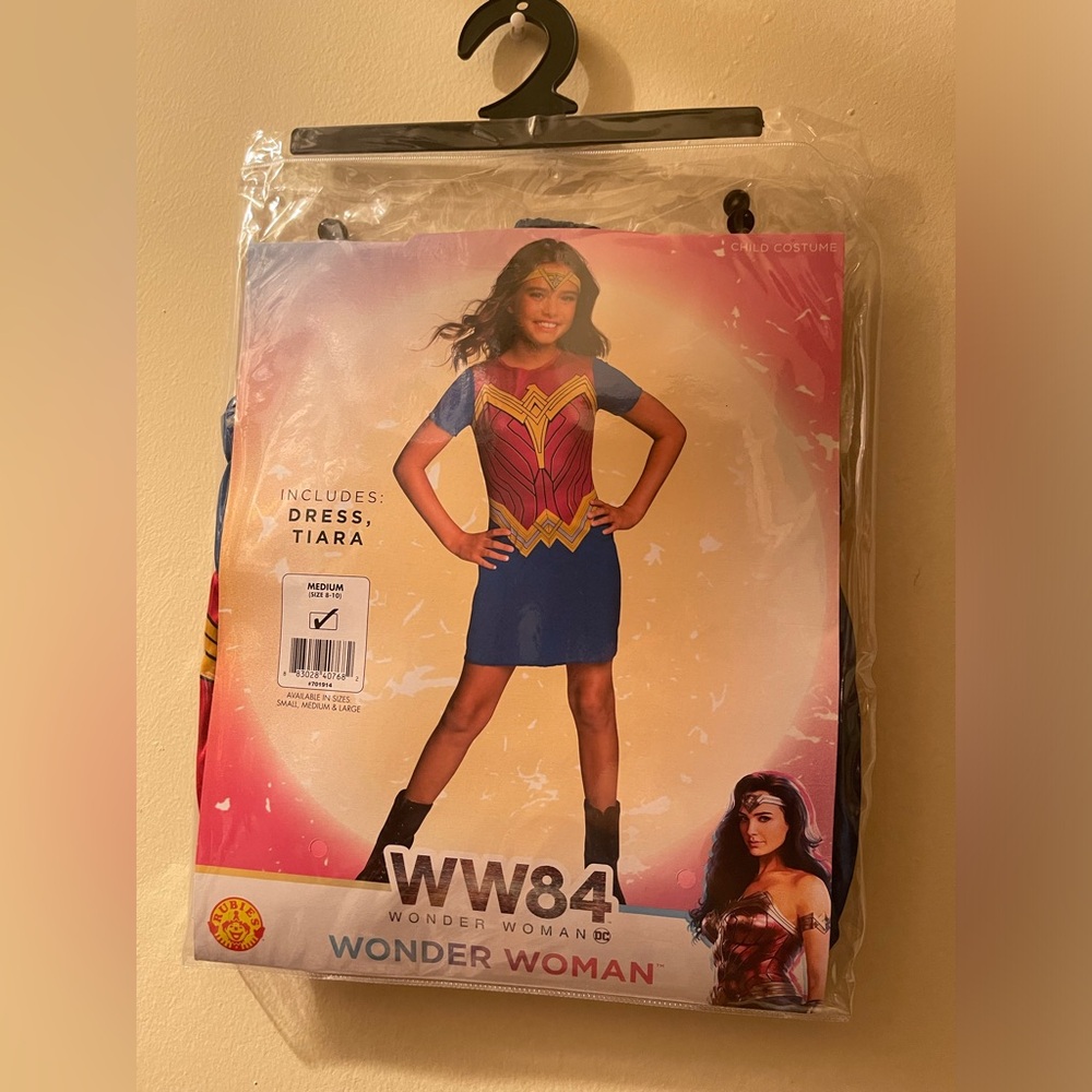 Wonder Woman Halloween Costume Medium (8-10) Dress Up Character